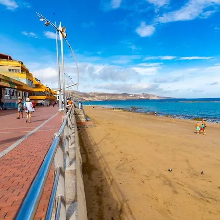 Апартаменти Sahara Air Conditioned *